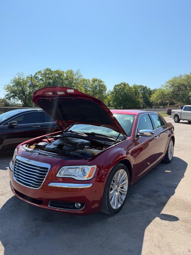 2014 Chrysler 300 C