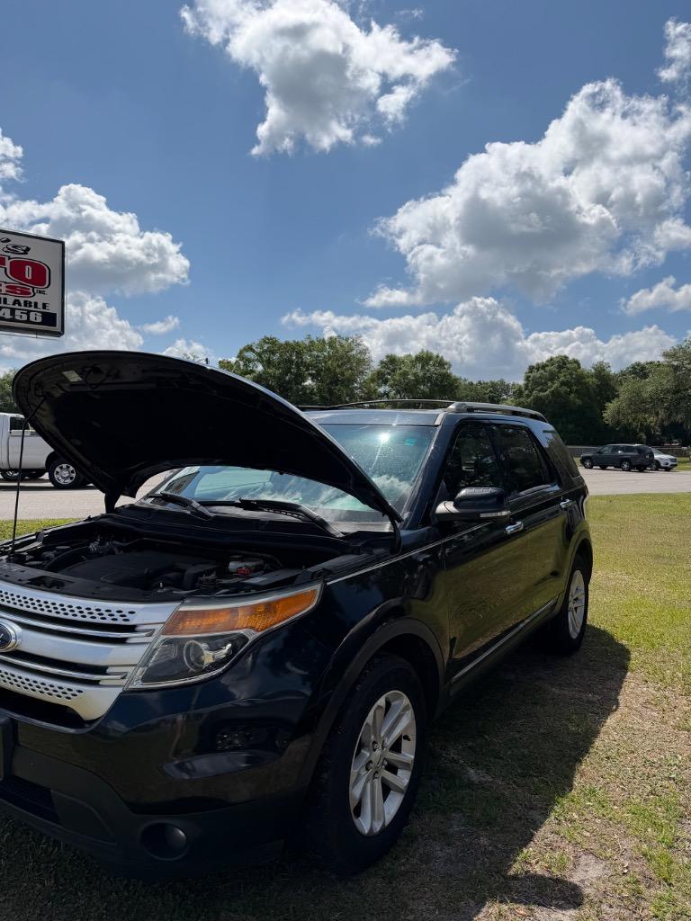 2015 Ford Explorer XLT 4x4's photo